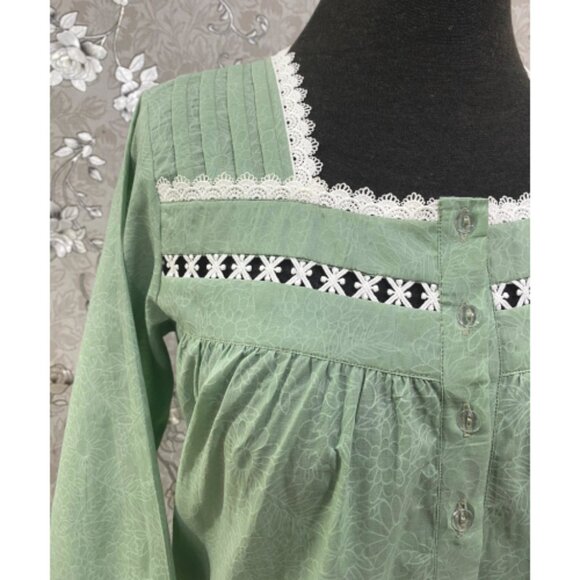 SoieRose SR-1201 Victorian Cotton Nightgown – Sage Green with Lace Accents - Picture 6 of 11